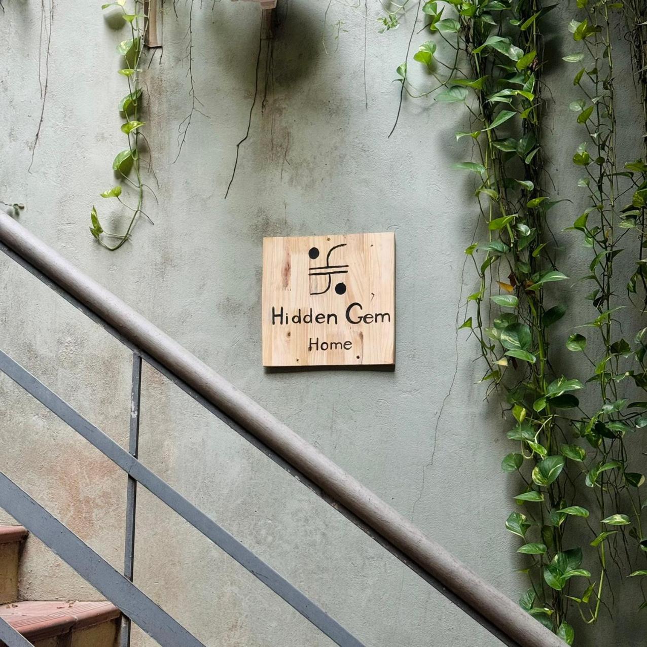 Hidden Gem Homestay 2 河内 外观 照片