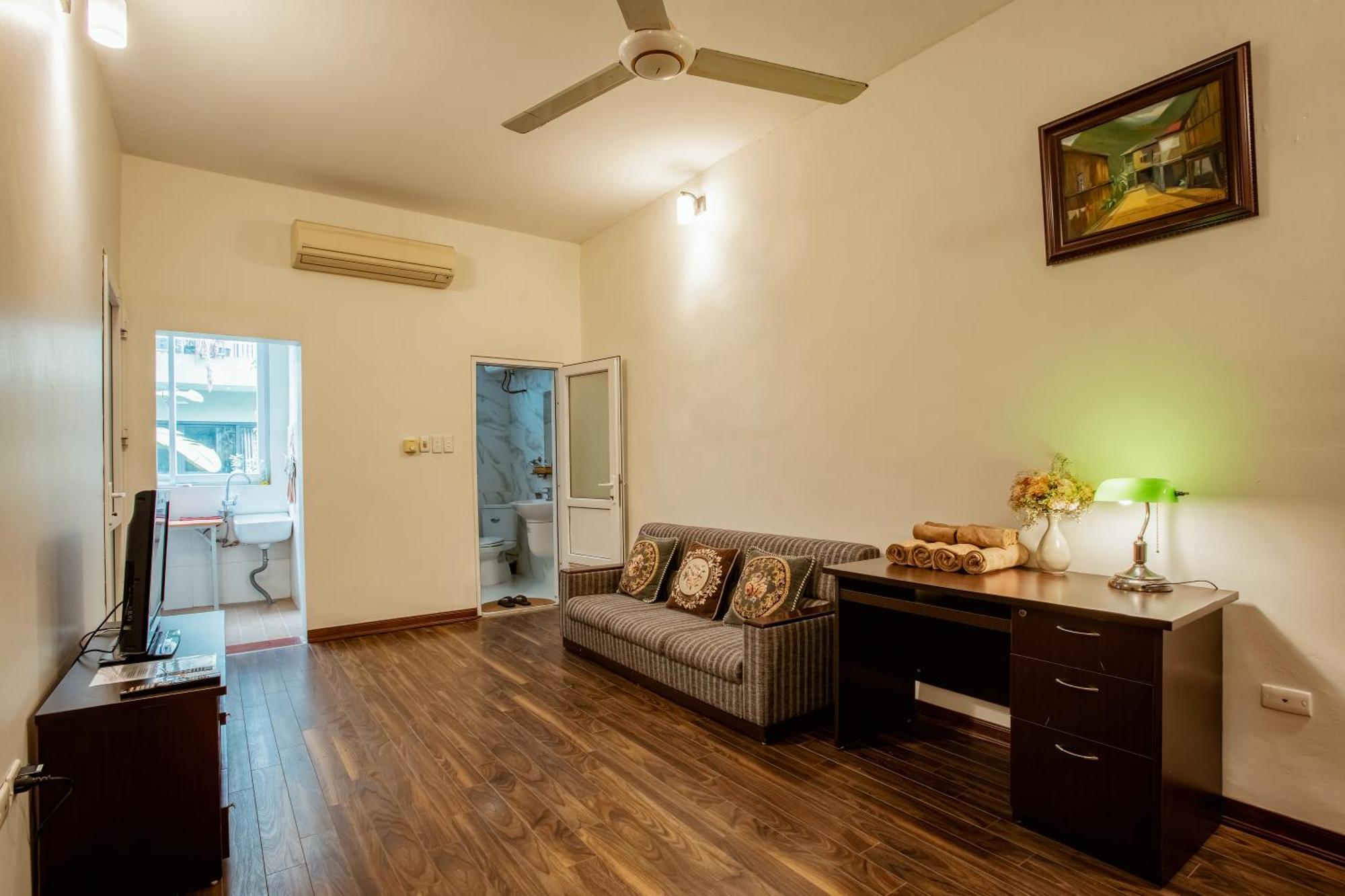 Hidden Gem Homestay 2 河内 外观 照片
